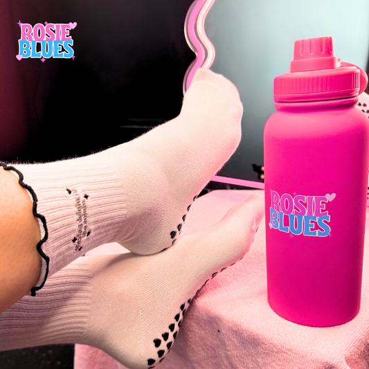 🧦 “Staying Delulu Is the Solulu” Grip Socks – The Delulu Girl Era